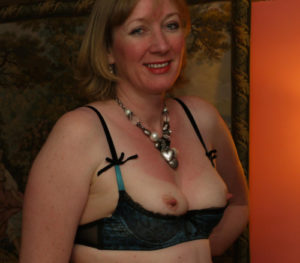 belle cocufieuse sexy du 01 pour plan cul