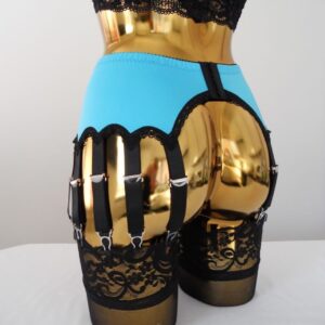 Femme qui nude dans le 92