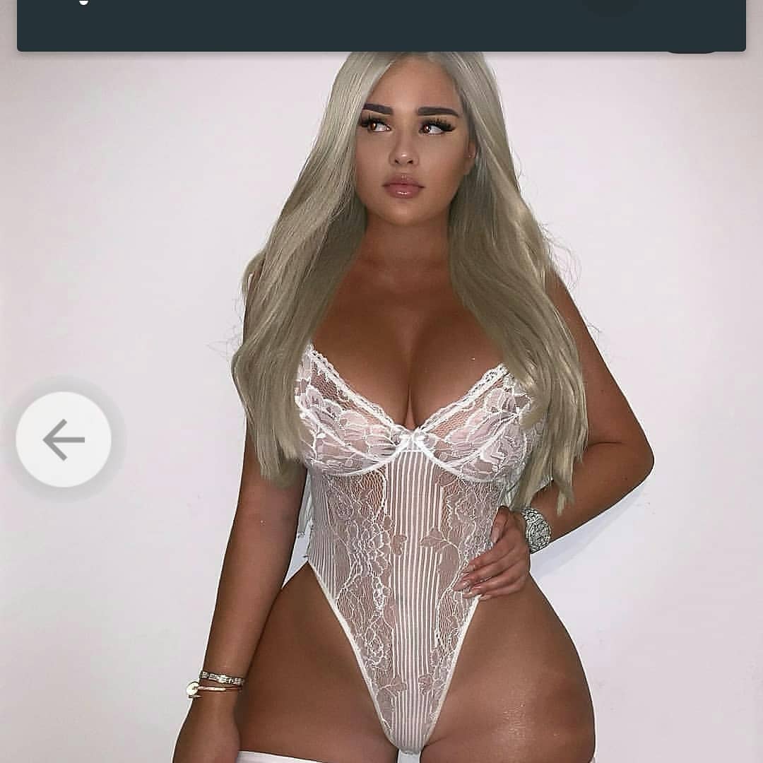Jeune salope du 67 partage nude