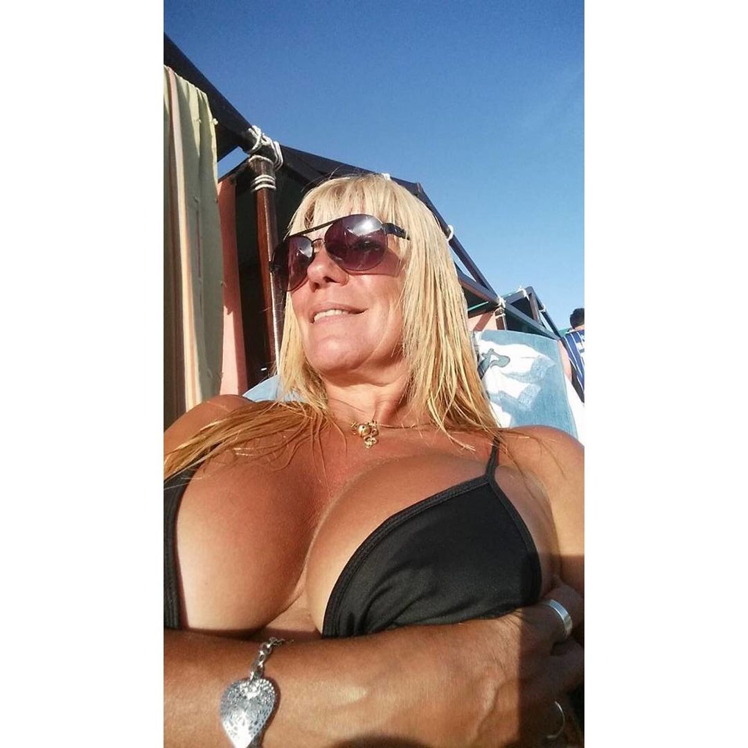Mature nympho du 23 cherche jeune homme